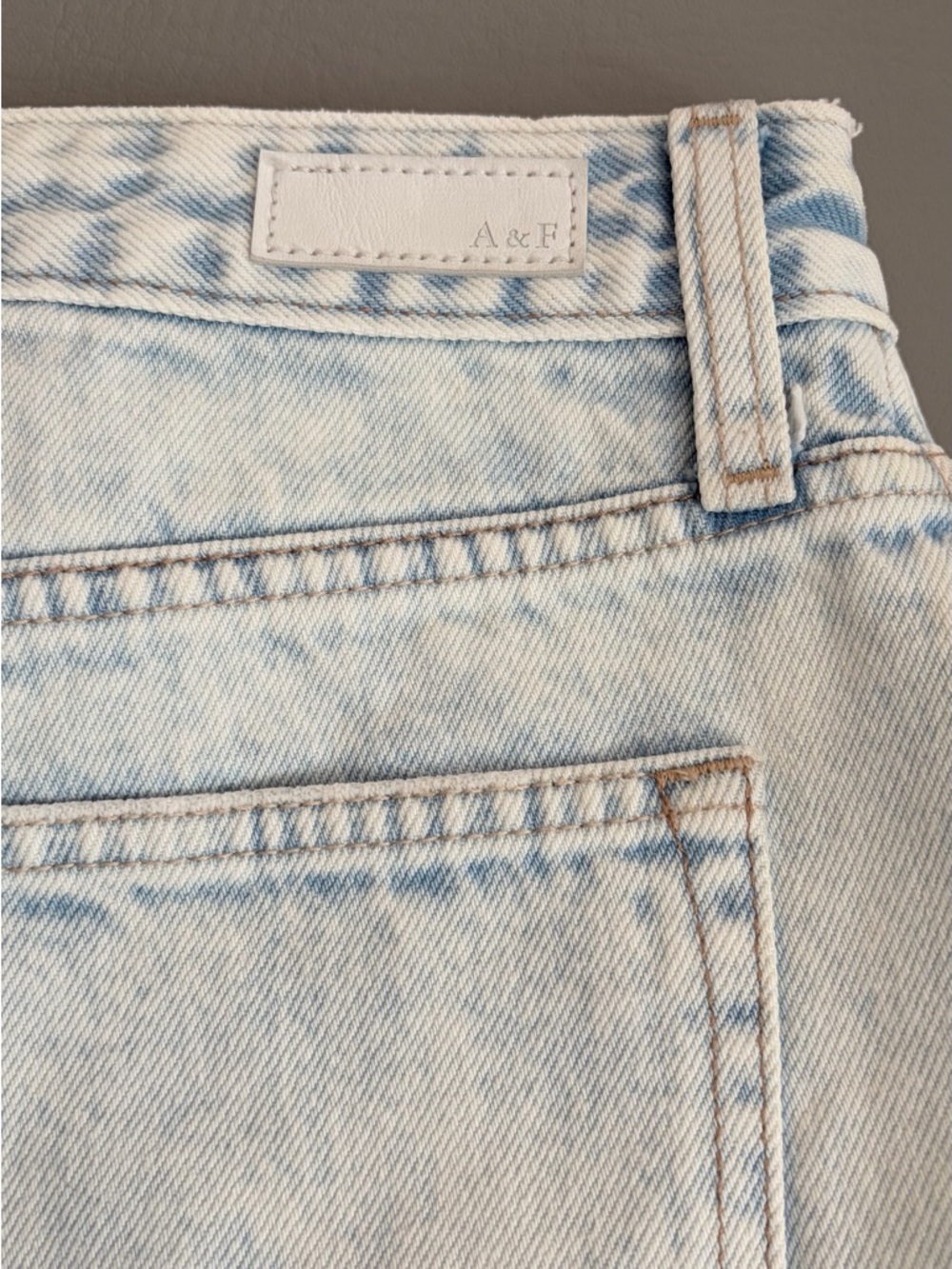 Abercrombie & Fitch Denim Shorts Women’s Annie High Rise Cutoff Distressed 27 - Picture 10 of 11